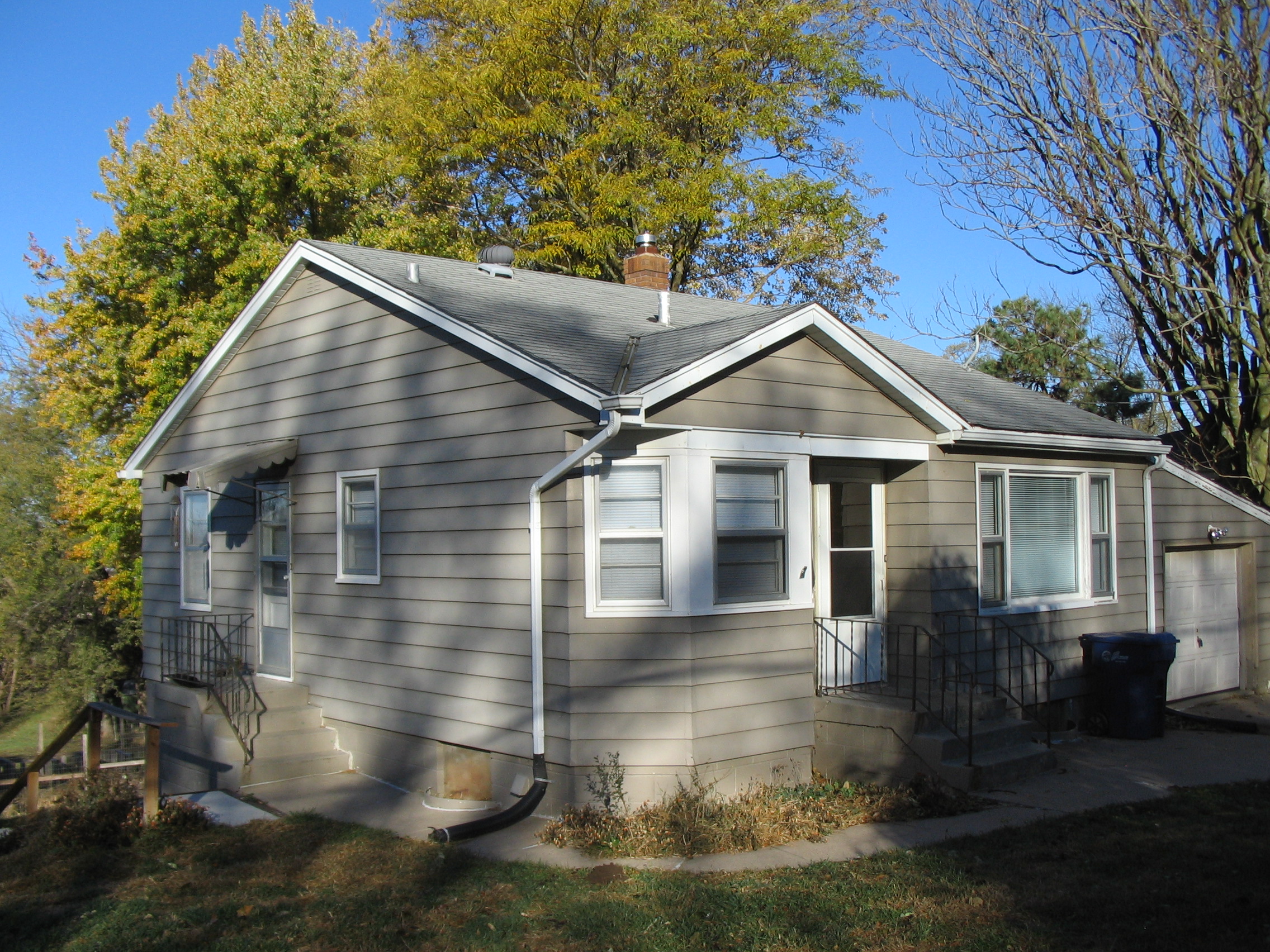 Property thumbnail image