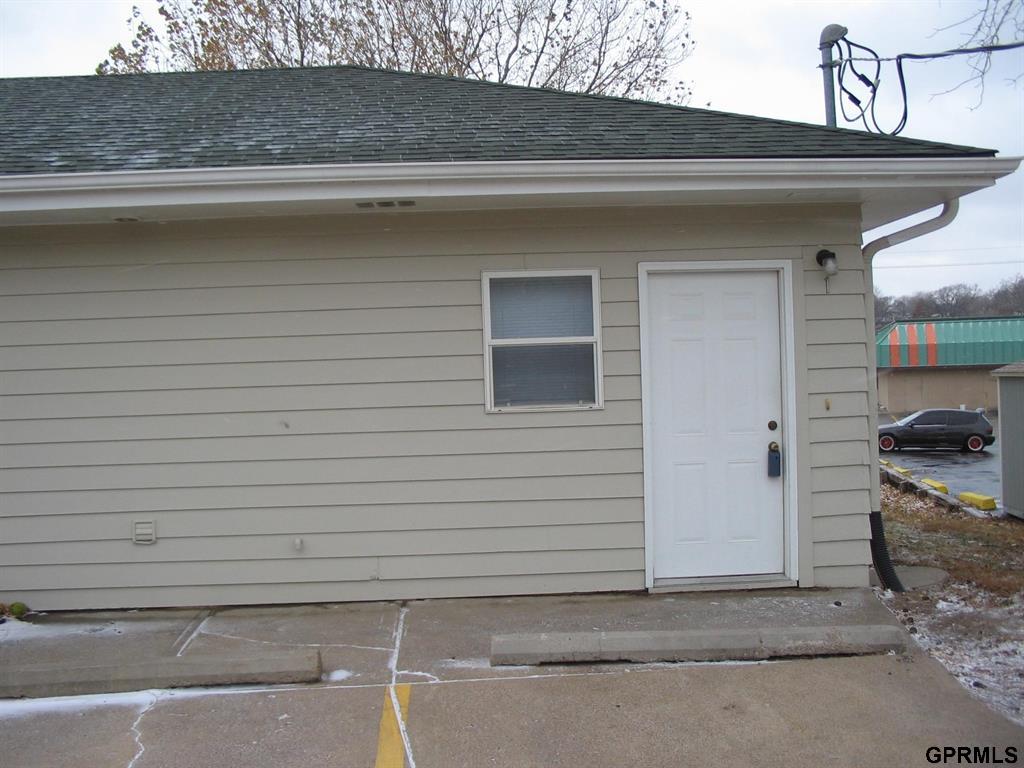 310 Galvin Road North - 1
