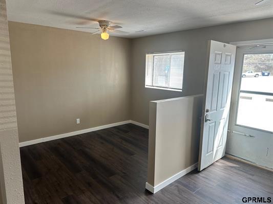 914 Chicago Avenue -  Apartment B