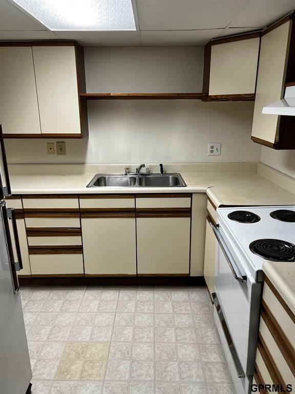2304 Lincoln Road - M6